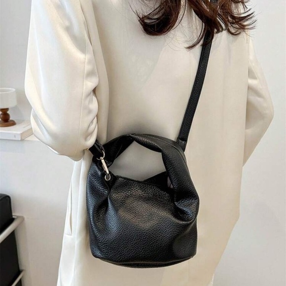 Black Faux Leather Ruched/Pleated Purse | Shoulder + Crossbody Bag | NWT - Picture 3 of 5